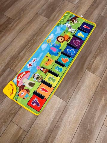 Muzikaal tapijt voor kinderen  beschikbaar voor biedingen