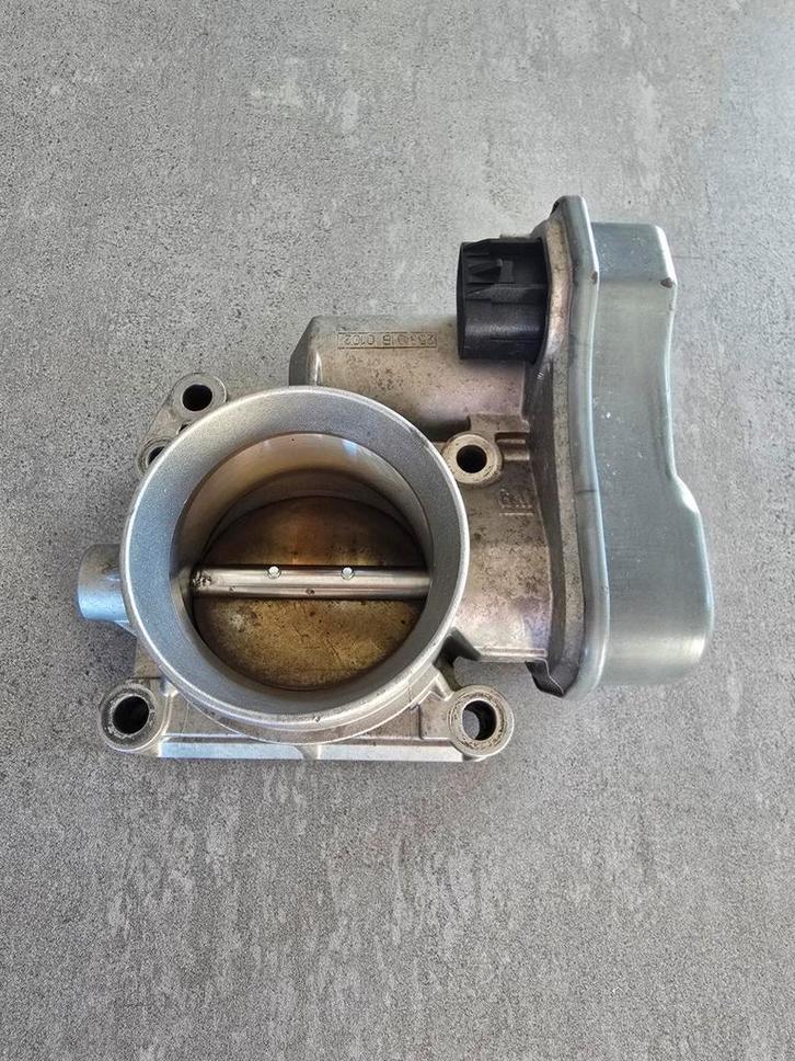 Boîtier papillon admission Opel GM 25312094 2.2 16v, Autos : Pièces & Accessoires, Moteurs & Accessoires, Opel, Utilisé, Enlèvement ou Envoi