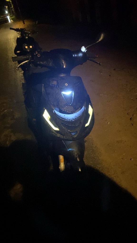 Piaggio zip 2t 70 cc malossi te koop! Lees beschrijving!, Fietsen en Brommers, Scooters | Peugeot, Zo goed als nieuw, Ophalen