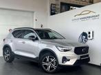 Volvo XC40 2.0 B3 MHEV Plus Dark (bj 2024, automaat), Auto's, Automaat, Gebruikt, Euro 6, 4 cilinders