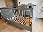 Babykamer Quax (bed 1,40m - commode en toebehoren), Kinderen en Baby's, Ophalen, Minder dan 75 cm, 70 cm of meer, Zo goed als nieuw