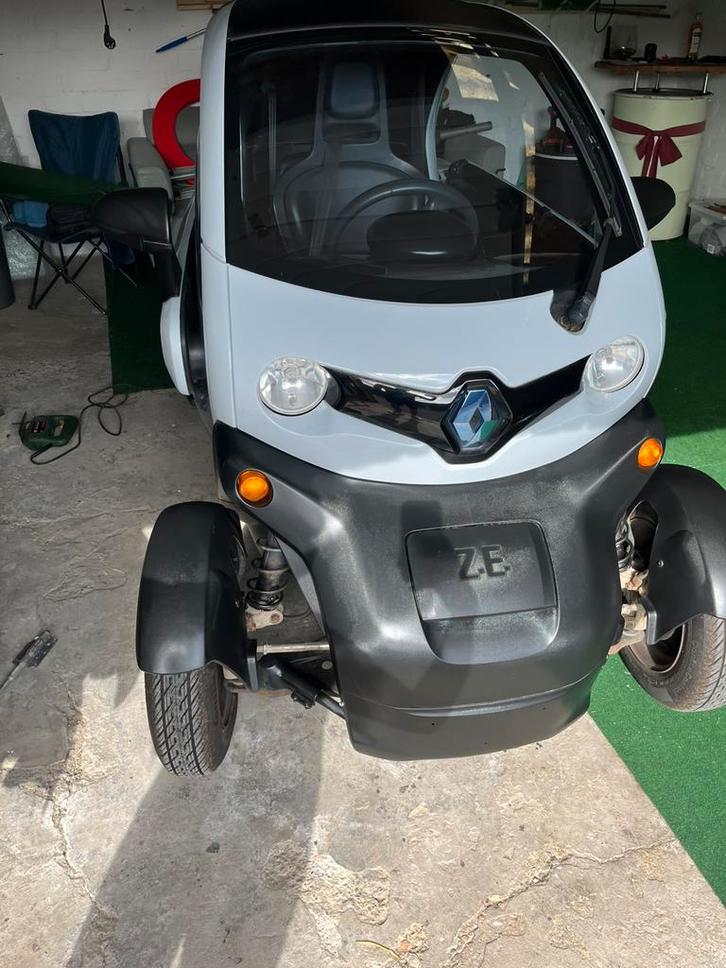 Renault twizy 80, Auto's, Renault, Particulier, Twizy, ABS, Schuifdeur, Elektrisch, Euro 6, Stadsauto, 2 deurs, Automaat, Wit