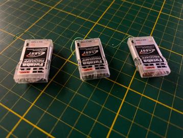 3x indoor 4 kanaals ontvangers futaba R6004FF beschikbaar voor biedingen
