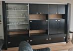 Vintage zwarte wandkast, Huis en Inrichting, Ophalen, 250 tot 300 cm, Gebruikt, Met deur(en)