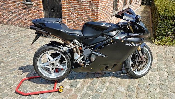 MV Agusta F4 1000, Motoren, Motoren | MV Agusta, Particulier, Sport, meer dan 35 kW, 4 cilinders, Motorrijbewijs A, Ophalen