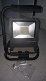 Ledvance LED Breedstraler Bouwlamp, Doe-het-zelf en Bouw, Bouwverlichting, Ophalen, Zo goed als nieuw