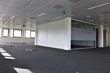 Bureau à vendre à Mont-Saint-Guibert, 335 m², Autres types