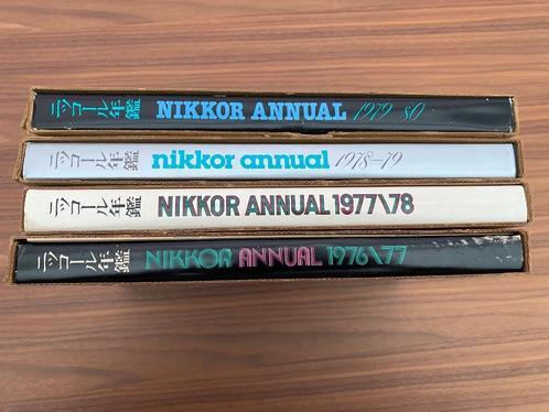 Set van 4 NIKKOR JAARboeken, Boeken, Kunst en Cultuur | Fotografie en Design, Zo goed als nieuw, Fotografen, Ophalen of Verzenden