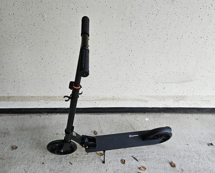 step, Fietsen en Brommers, Steps, Zo goed als nieuw, Gewone step, Ophalen