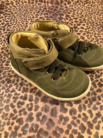 Kinderschoenen beschikbaar voor biedingen
