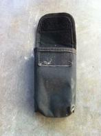 Klein kunststof foudraaltje voor aan een riem