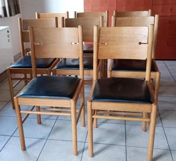 8 design stoelen beschikbaar voor biedingen