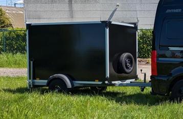 Gesloten Aanhangwagen Enkel as Humbaur 750KG beschikbaar voor biedingen