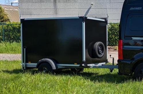 Gesloten Aanhangwagen Enkel as Humbaur 750KG, Auto diversen, Aanhangers en Bagagewagens, Zo goed als nieuw, Ophalen