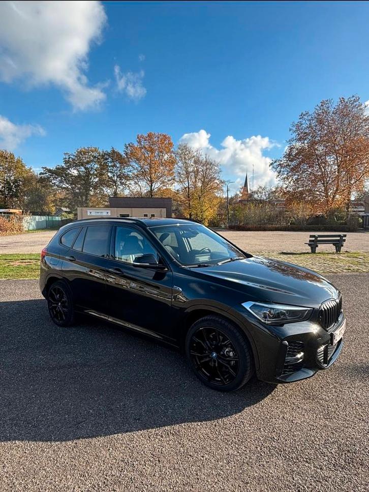 BMW X1 xDrive25E - M sportpakket, Auto's, BMW, Particulier, X1, 4x4, ABS, Achteruitrijcamera, Airbags, Airconditioning, Alarm