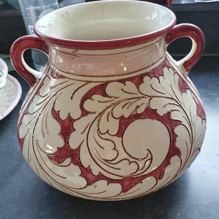 Grote vintage Italiaanse keramiek vaas-Majolica stijl, Huis en Inrichting, Woonaccessoires | Vazen, Gebruikt, Wit, Minder dan 50 cm