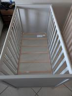 Lit bébé Sundvik, gris, 60x120 cm avec sommier à lattes+mate, Enfants & Bébés, Enlèvement