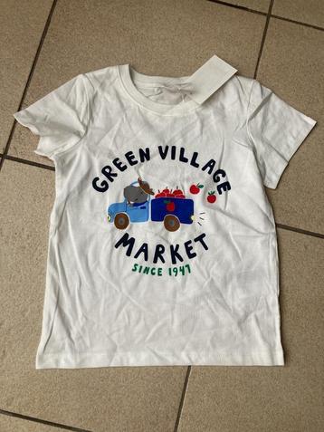 Nieuw T shirt ' Green village market ' maat 92