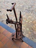 Rouet.  METIER A TISSER, Hobby & Loisirs créatifs, Enlèvement, Utilisé, Rouet