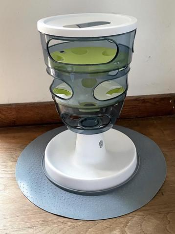 Labyrinthe à aliments  beschikbaar voor biedingen