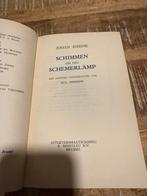 Schimmen om een schemerlamp - Johan Daisne, Boeken, Gelezen, België, Ophalen of Verzenden, Johan Daisne
