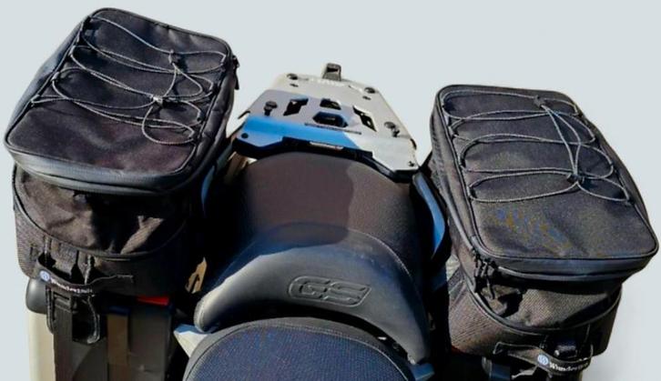 2 SACOCHES MOTO EXTENSIBLES NEUVES + 2 PORTE-BAGAGES NEUF, Motos, Accessoires | Valises & Sacs, Neuf, Enlèvement ou Envoi