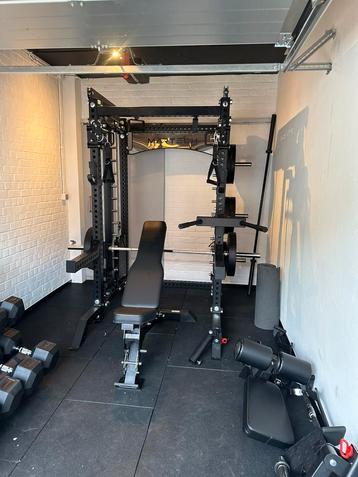 Martech M8 3in1 smith machine heavy duty rack - showroom beschikbaar voor biedingen