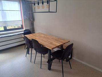 Ikea Skogsta Eettafel beschikbaar voor biedingen