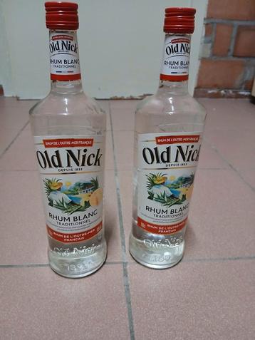 2 x 1l witte rum old nick 40 % beschikbaar voor biedingen