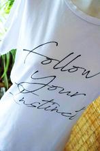message T-shirt: follow your Instinct, Maat 38/40 (M), Astrid Black Label, Wit, Ophalen of Verzenden