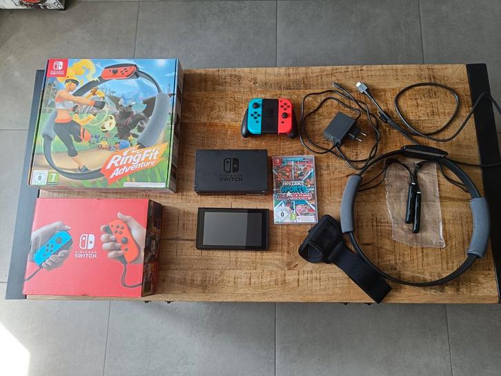 Nintendo switch+ ring fit en spelletjes, Games en Spelcomputers, Spelcomputers | Nintendo NES, Zo goed als nieuw, Met games, Ophalen