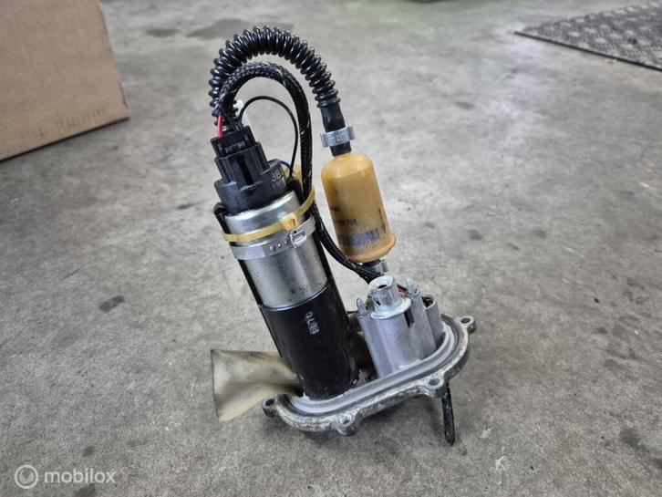 Benzinepomp pomp benzinetank pompunit 848 1098 1198, Motoren, Onderdelen | Ducati, Gebruikt, Ophalen of Verzenden