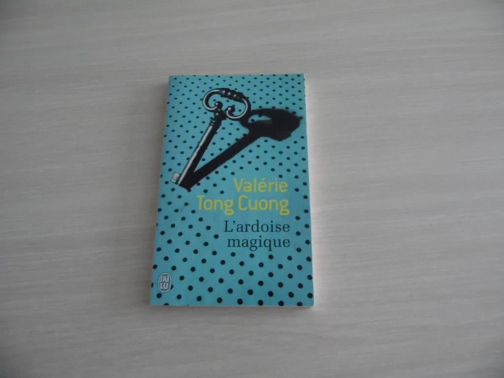 L'ARDOISE MAGIQUE       VALÉRIE TONG CUONG, Enlèvement ou Envoi, Valérie Tong Cuong, Comme neuf, Europe autre