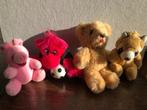 4 kleine knuffels - varken - voetbal - beer, Kinderen en Baby's, Speelgoed | Knuffels en Pluche, Ophalen of Verzenden, Beer
