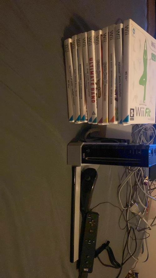 Nintendo wii + games, Games en Spelcomputers, Spelcomputers | Nintendo Wii, Zo goed als nieuw, Ophalen of Verzenden