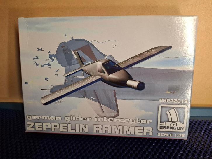 BRENGUN German glider Interceptor Zeppelin Rammer 1/72 72013, Hobby & Loisirs créatifs, Modélisme | Avions & Hélicoptères, Avion