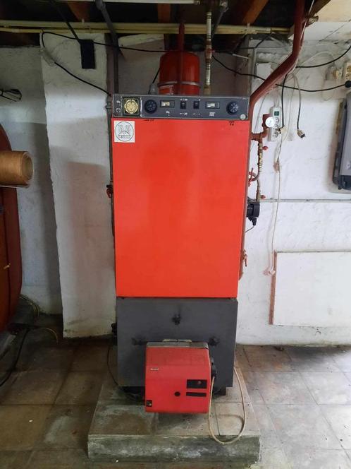 Mazoutketel + 2 vaten, Doe-het-zelf en Bouw, Chauffageketels en Boilers, Gebruikt, 100 liter of meer, Ophalen