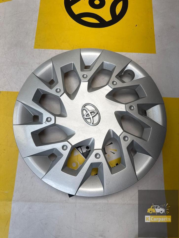 Toyota Aygo (B40) Wieldop 15'' Origineel! 426020H160, Auto-onderdelen, Banden en Velgen, Gebruikt