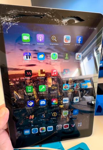 iPad scherm gebarsten? Vervanging snel & professioneel. beschikbaar voor biedingen