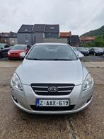 Kia Ceed 1.4i EX // Marchand, Voorwielaandrijving, Stof, Zwart, 4 cilinders