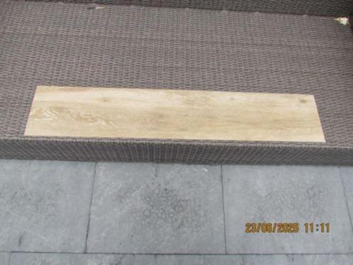 CARRELAGE IMITATION PARQUET, Doe-het-zelf en Bouw, Tegels, Nieuw, Vloertegels, Overige materialen, 60 cm of meer, 20 tot 40 cm