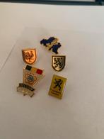 Lot de 5 épingles rétro de Belgique, Collections, Enlèvement ou Envoi, Comme neuf