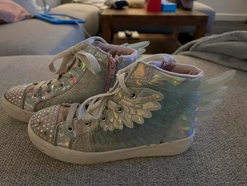 Skechers Twinkle Toes vleugels lichtjes maat 34, Kinderen en Baby's, Kinderkleding | Schoenen en Sokken, Schoenen, Ophalen of Verzenden