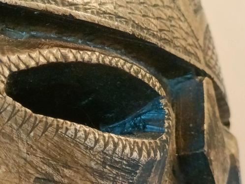Masker van Afrikaanse stammen, waarschijnlijk gesigneerd vol, Antiek en Kunst, Kunst | Niet-Westerse kunst, Ophalen of Verzenden