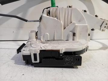 PORTIERVANGER CV ELEKTR. RECHTS ACHTER Maserati Ghibli III beschikbaar voor biedingen