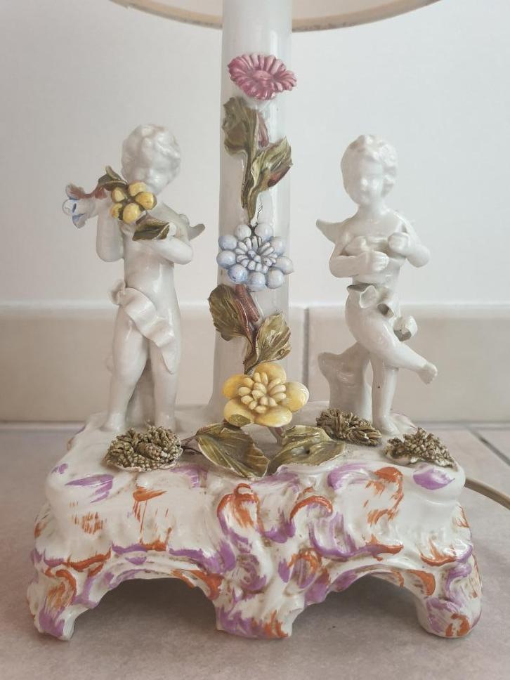 Vintage Tafellamp Porselein Bassano Engeltjes Bloemen, Antiek en Kunst, Antiek | Verlichting, Ophalen