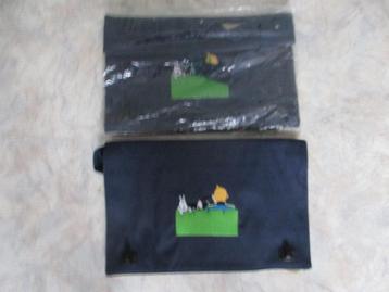 kuifje boekentas  en autootjes  beschikbaar voor biedingen