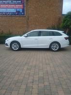 SKODA OCTAVIA BREAK 1500 eTECH mild hybride (GEEN PLUG IN ), Auto's, Stof, 1498 cc, 4 cilinders, USB