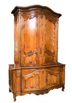 Uitzonderlijk Louis XV dressoir met 8 gebogen deuren, Antiek en Kunst, Ophalen of Verzenden