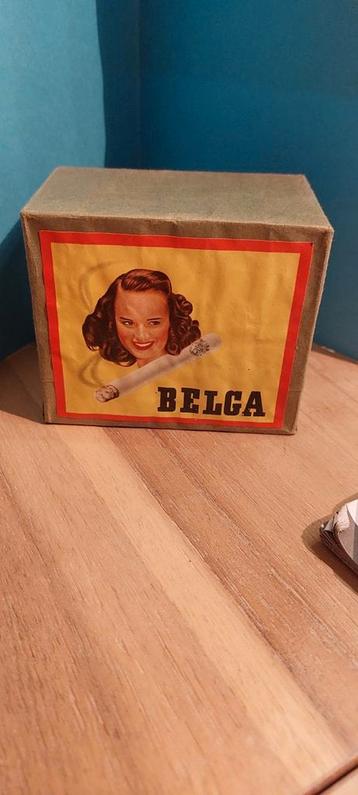 Pak van 10 doosjes BELGA lucifers . Nieuwstaat, Verzamelen, Rookartikelen, Aanstekers en Luciferdoosjes, Ophalen of Verzenden